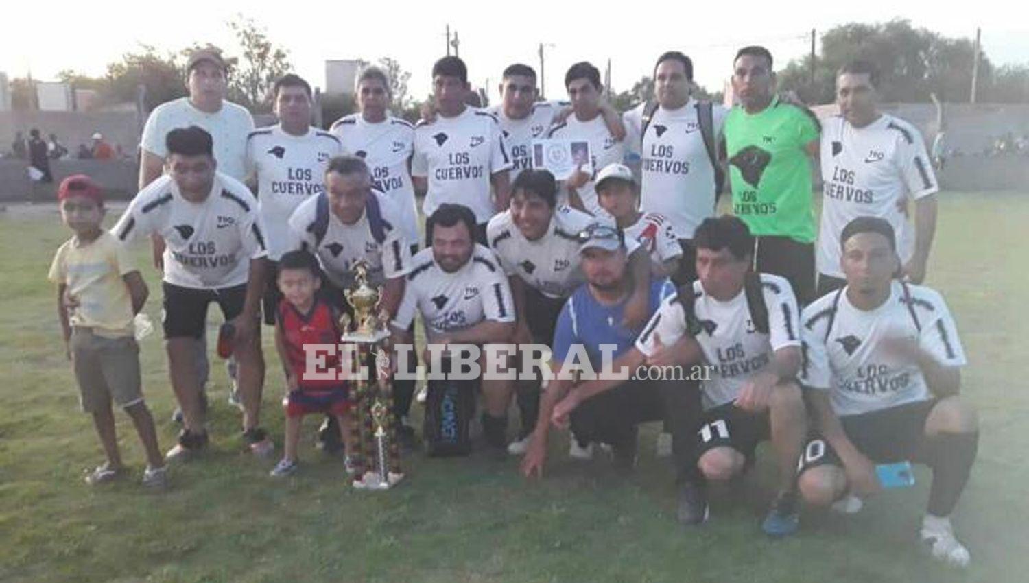 El equipo de Los Cuervos se consagró campeón en el último certamen