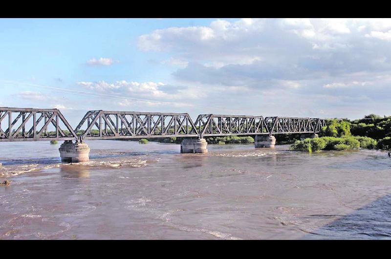 Tensa espera de un mayor caudal en la ribera del centro sur provincial