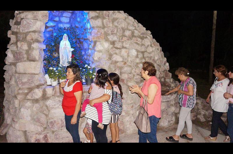 ACTIVIDADES Durante la novena hubo una serie de actividades sociales y religiosas en el santuario
