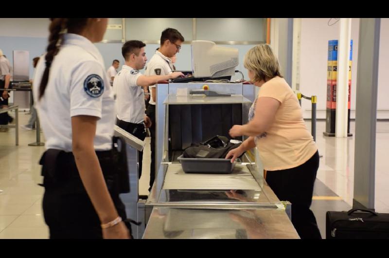 El personal de Policía Aeroportuaria pasar� a reforzar los controles en Ezeiza