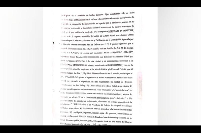 Ordenan la detencioacuten de abogado acusado de violar a su hija