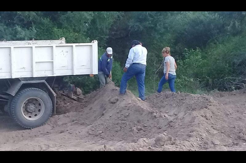 Refuerzas defensas en  Los Cardozo San  Pedro y Santa Rosa