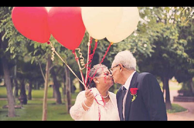 Estos son los ganadores del sorteo por el Diacutea de los Enamorados