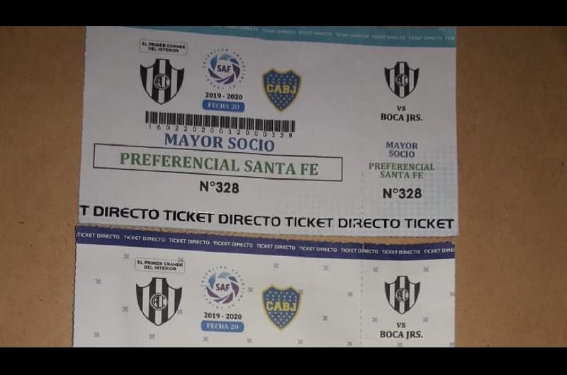 Dos gendarmes pretendiacutean revender entradas para el partido de Central Coacuterdoba ante Boca