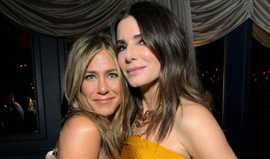 Jennifer Aniston  se confesoacute con Sandra Bullock