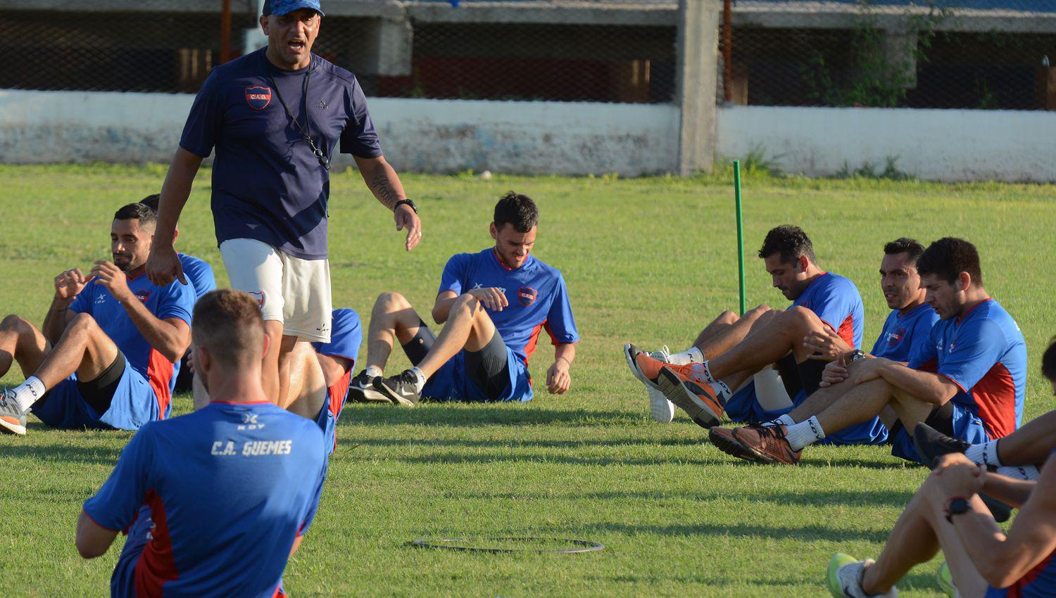 Güemes se mantiene como el mejor equipo de la zona
y ahora tendr� que visitar en Salta a Central Norte por la fecha 20ª