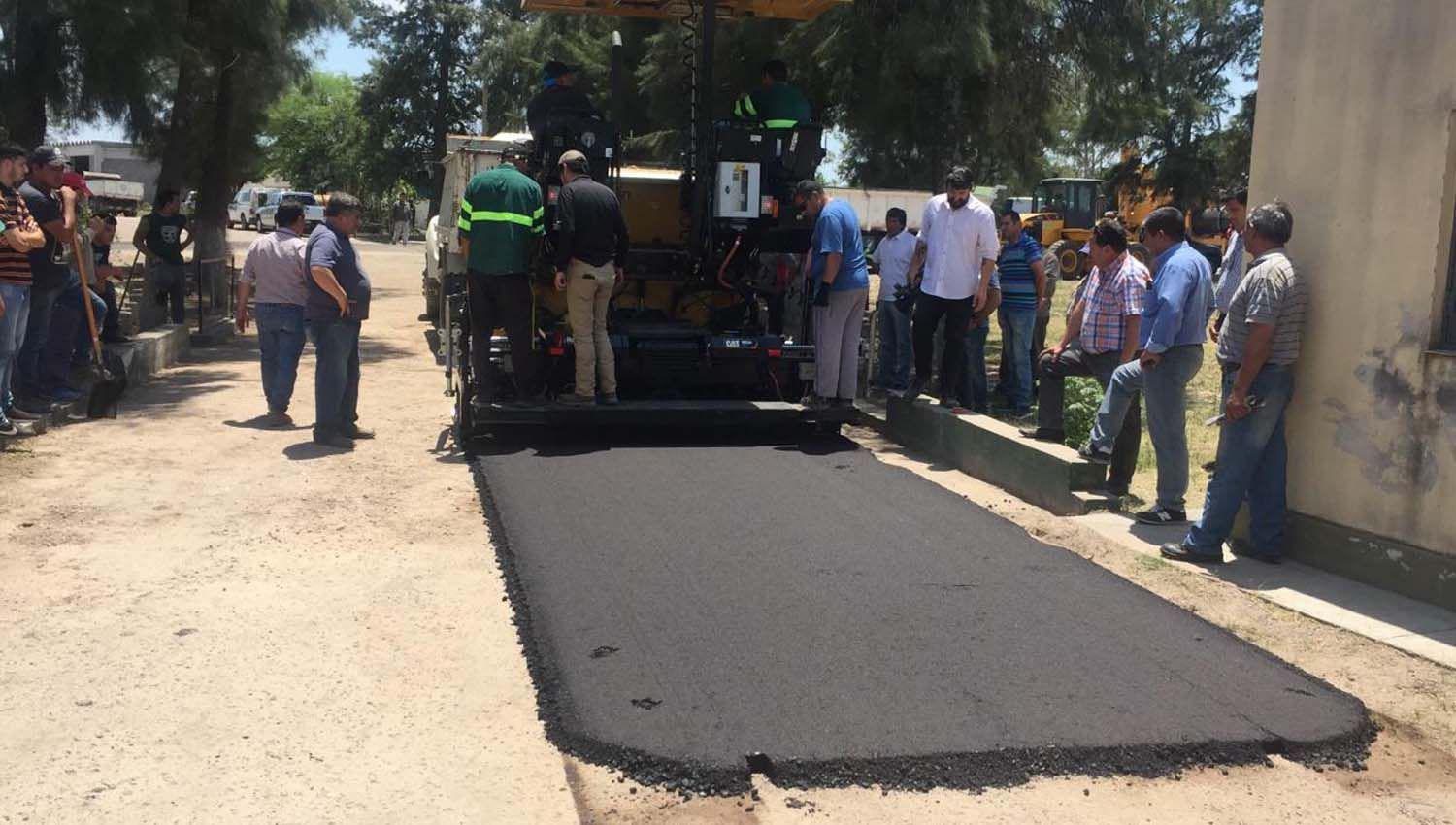 Trabajos de mantenimiento y bacheos en la red vial de nuestra provincia