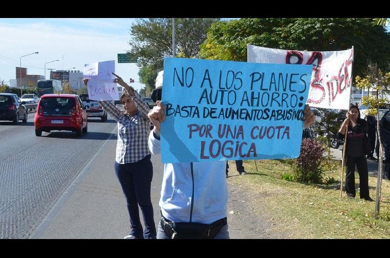 CASOS Las automotrices quieren evitar judicializar los reclamos
