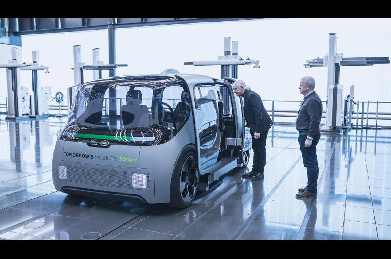 VIDEO  Jaguar Land Rover presentoacute Vector   su prototipo eleacutectrico y autoacutenomo