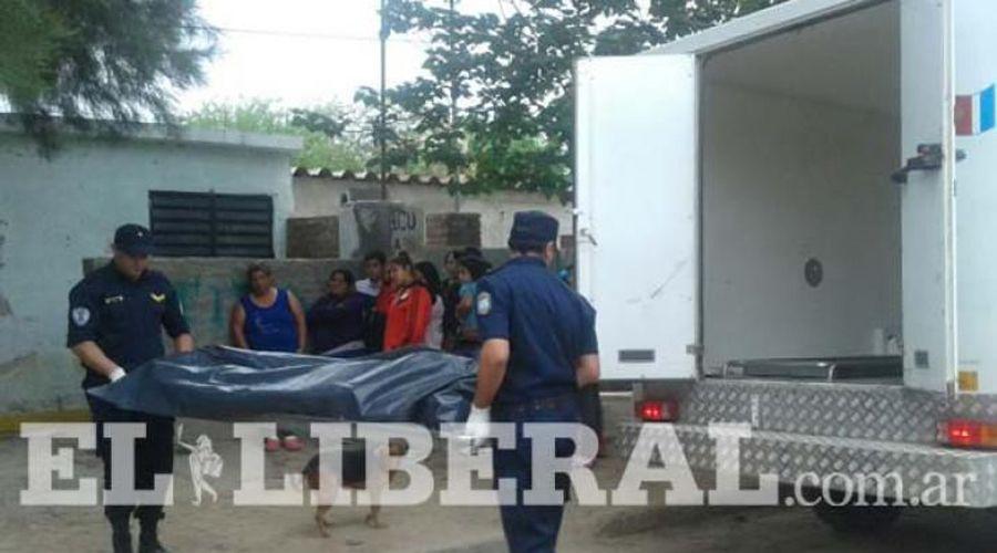 Conmocioacuten por el suicidio de una menor de 14 antildeos- se ahorcoacute en su vivienda