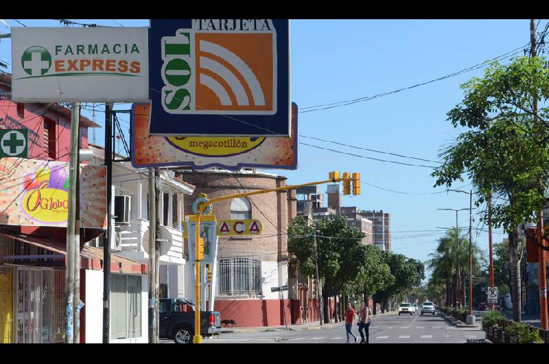 Feriados de Carnaval- iquestCoacutemo funcionaraacuten los servicios hoy y mantildeana