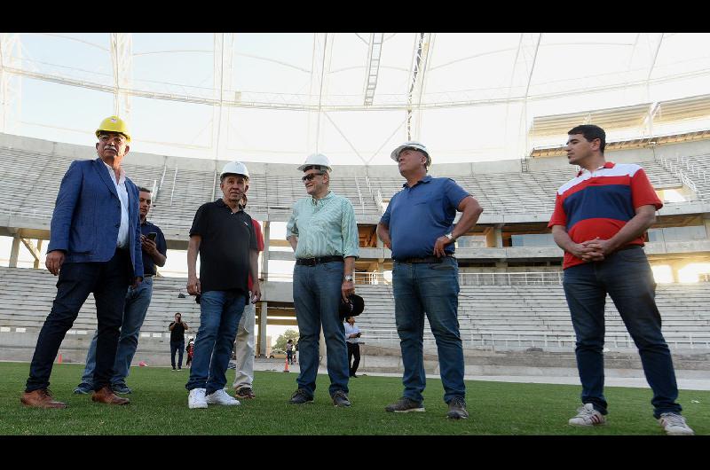 Ricardo Bochini el iacutedolo de Independiente visitoacute el Estadio Uacutenico