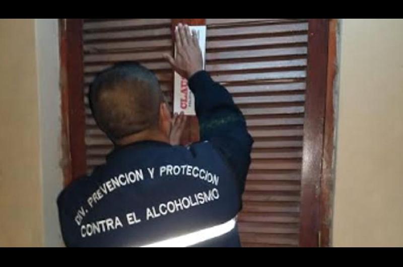 Clausuran un local bailable en el barrio Mariano Moreno