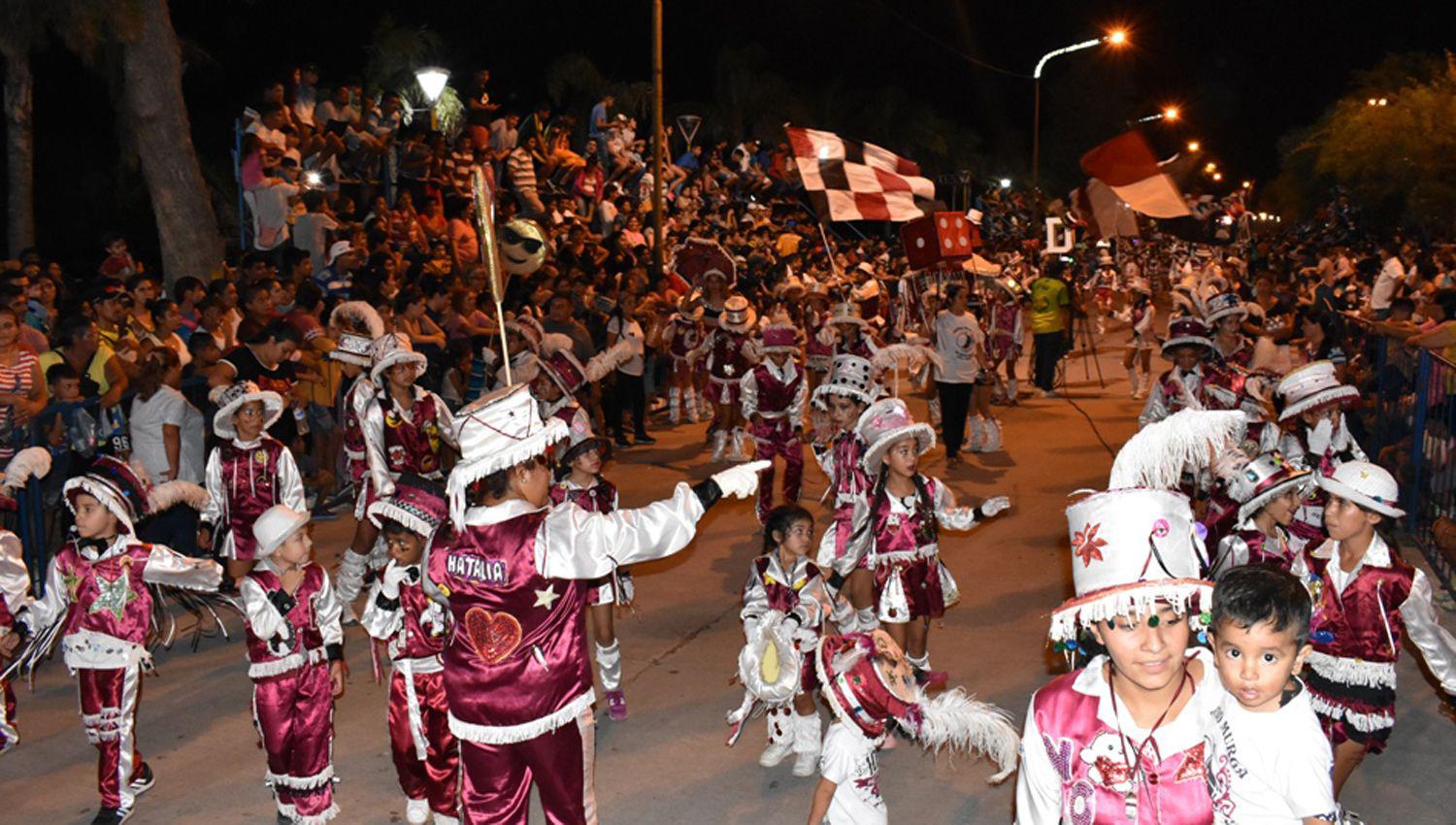 La cultura popular de los  barrios estaraacute representada en el Corso Municipal 2020