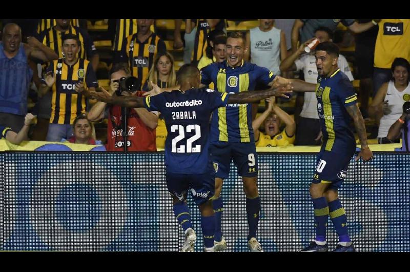 Rosario Central le ganoacute a Arsenal y sigue prendido arriba