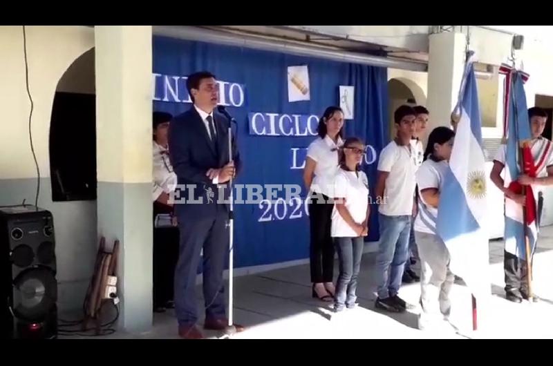 El intendente Jorge Mukdise encabezó la apertura de clases en los jardines municipales de Las Termas