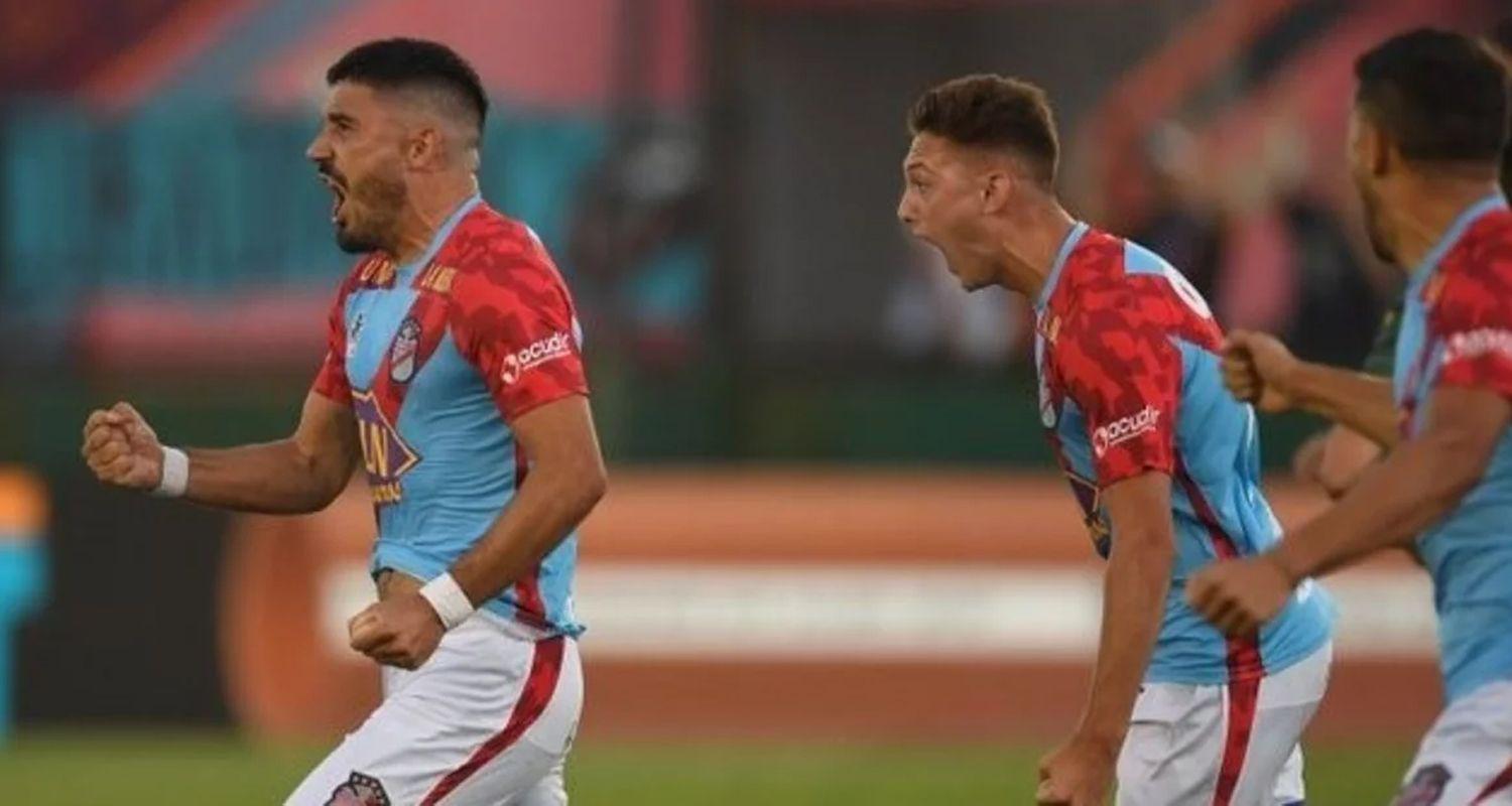 VIDEO  Arsenal goleoacute a Aldosivi y estaacute en zona de Copa Sudamericana