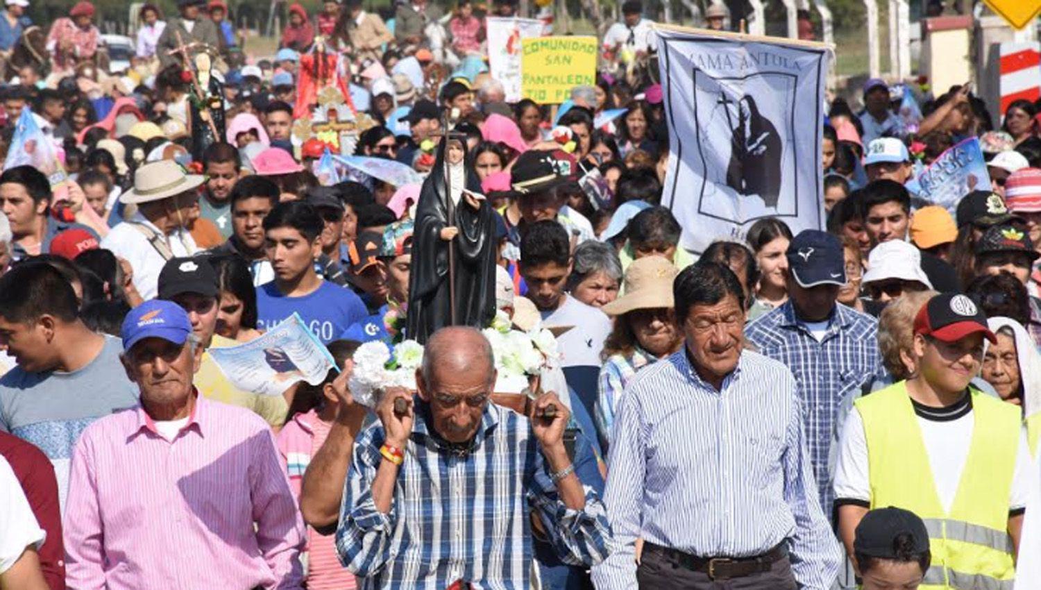 Miles de fieles participaron de la fiesta patronal de obispo diocesano monsentildeor Vicente Bokalic Iglic