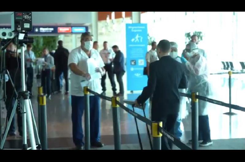 El Gobierno nacional puso en marcha las caacutemaras teacutermicas en el aeropuerto de Ezeiza