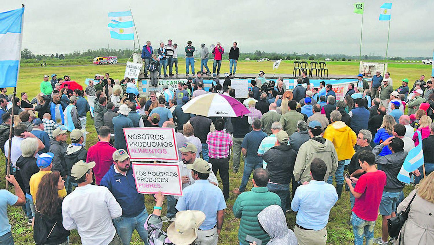 MESA DE ENLACE Resaltó que durante el paro se mostró el compromiso con la paz social al no cortar las rutas ni hacer control de cargas
