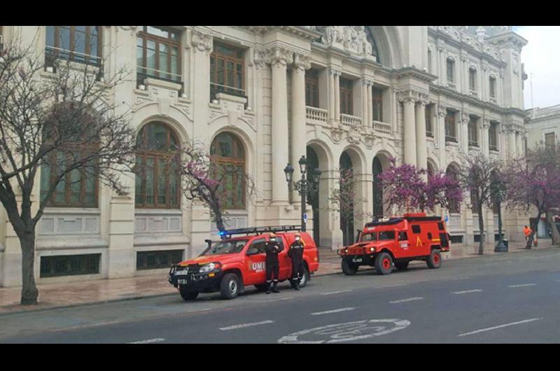 Espantildea sacoacute el Ejeacutercito a las calles por confinamiento