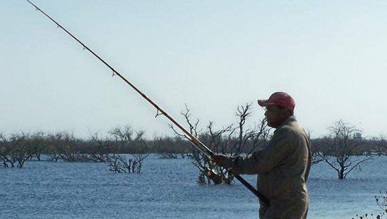 La Provincia suspende otorgamiento de licencias de caza y de pesca