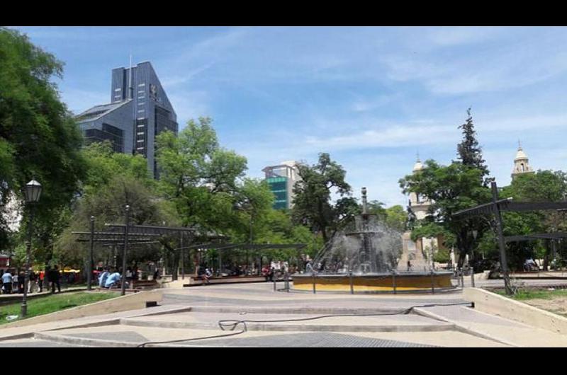 Agradable jornada para Santiago con temperaturas por debajo de los 30 grados