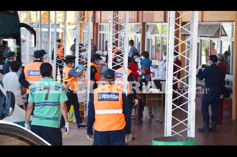 El colectivo de larga distancia llegó esta tarde a la terminal de Añatuya