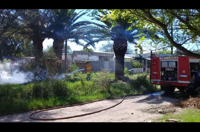 DESPLIEGUE Los Bomberos controlaron r�pidamente la situación
