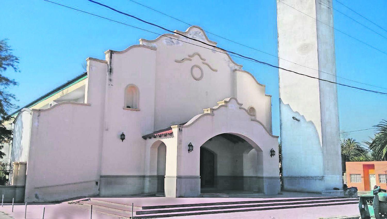 TEMPLO Nos hace recuperar nuestra dimensión de que cada familia es una iglesia doméstica donde se puede rezar el vía crucis el rosario compartir la Palabra recalcó el prelado
