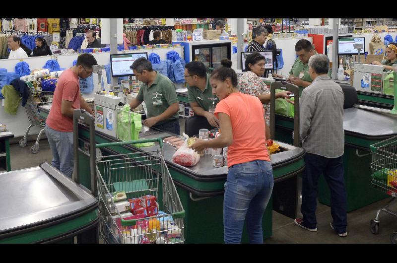 Los productos de almacén lo m�s demandado por
la gente para tener un stock de mercadería para varios días