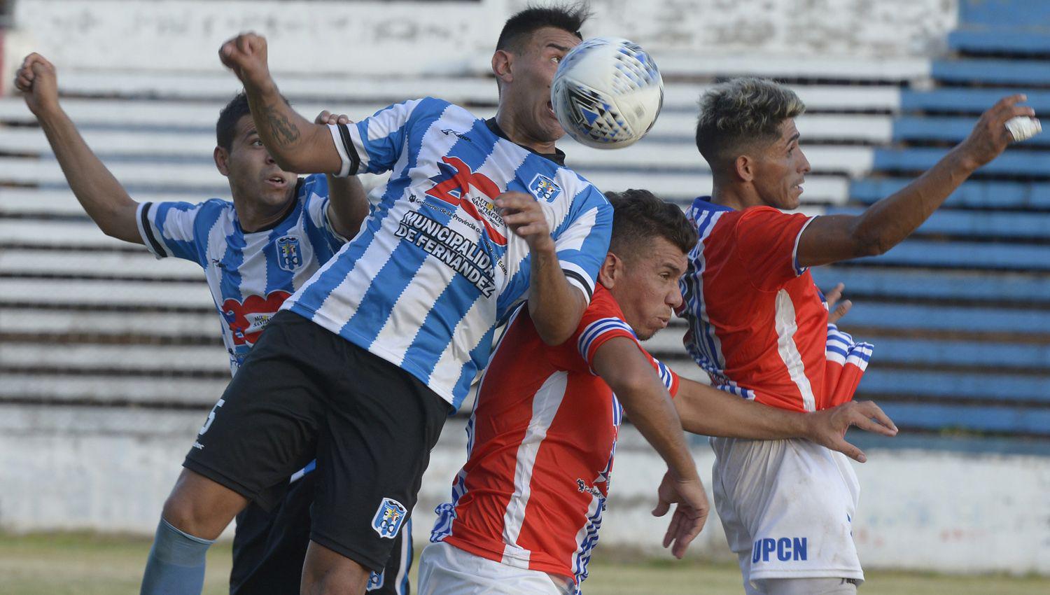 INCERTIDUMBRE Sportivo Fern�ndez y Unión Santiago al igual que Vélez Sarsfield pasaron la primera fase Pero al parecer todo sería en vano
