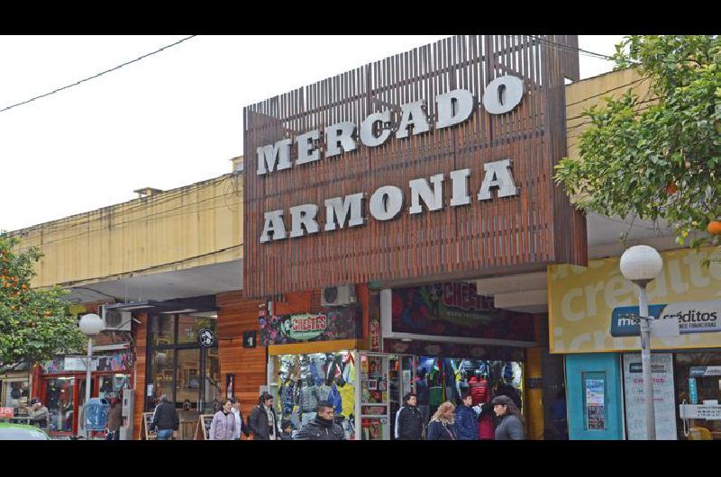 El Mercado Armoniacutea cierra sus puertas para evitar la propagacioacuten del coronavirus