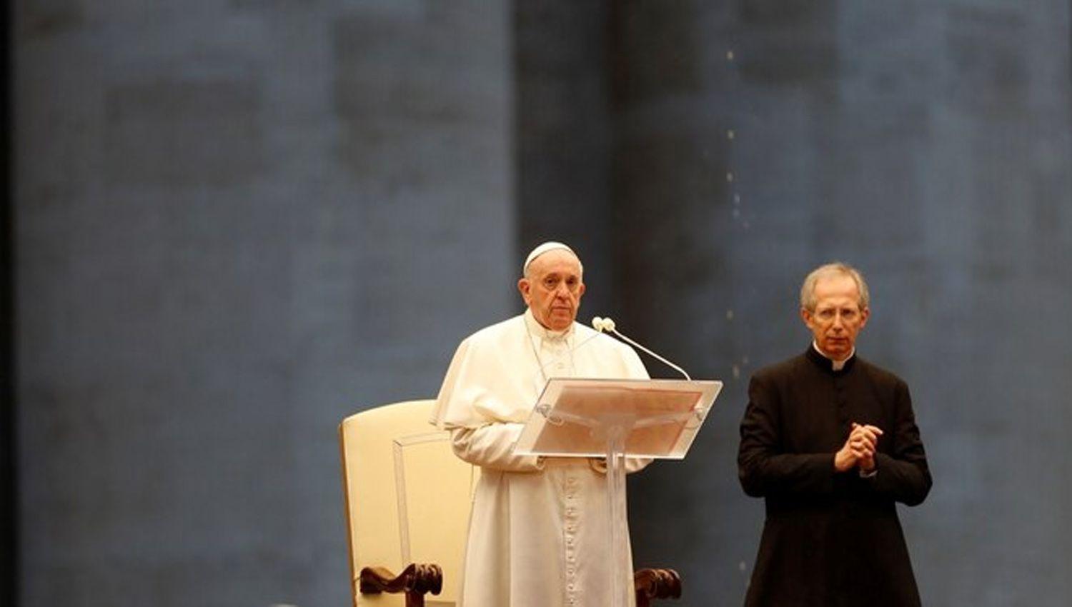 El papa Francisco otorgoacute indulgencia universal- ldquoEn esta tormenta estamos todosrdquo