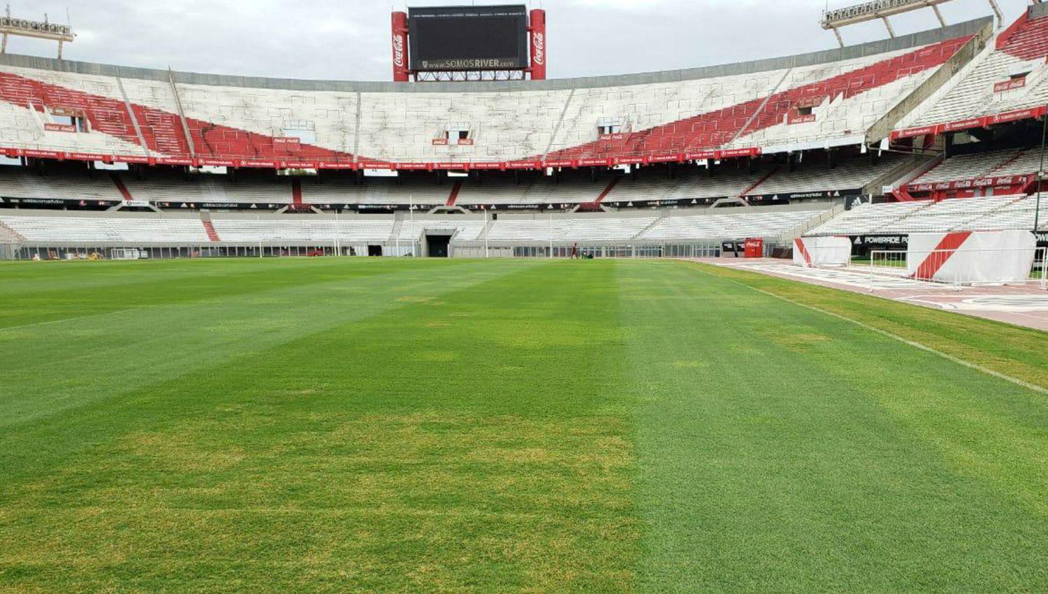 River utiliza un sistema tecnoloacutegico novedoso para cuidar el campo de juego del Monumental