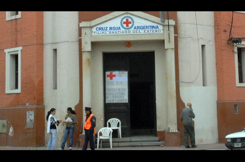 La Cruz Roja ofrece servicio de acompantildeamiento a personas de la tercera edad