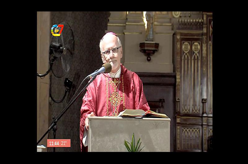 Los fieles de la Iglesia Catoacutelica viviraacuten desde sus casas la  misa del Domingo de Pascua