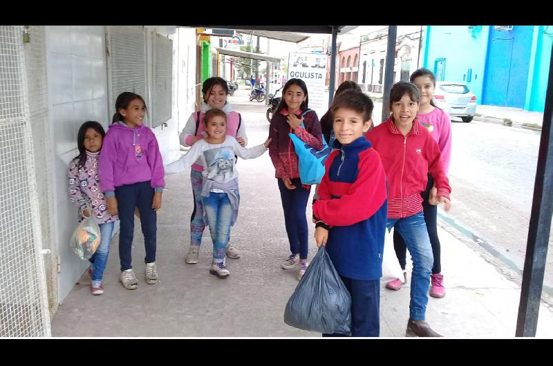 Santas Pascuas- Mantildeana no se podraacute pedir la bendicioacuten en las calles