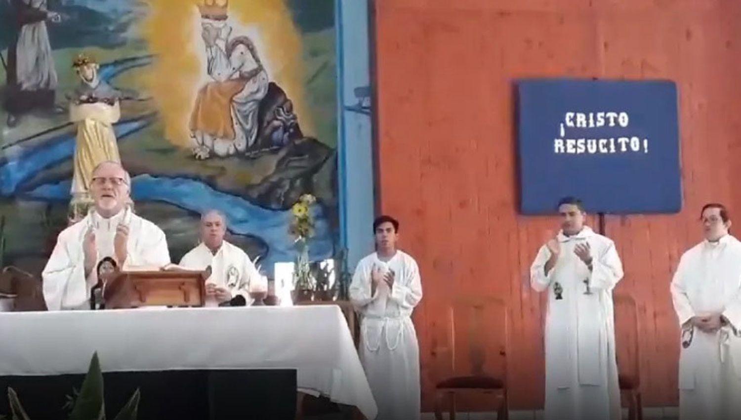 Monseñor Bokalic destacó que la resurrección de Jesús nos da fuerza en momentos
de incertidumbre