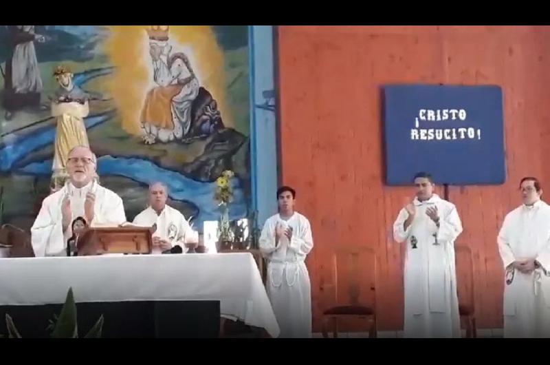 Monseñor Bokalic destacó que la resurrección de Jesús nos da fuerza en momentos
de incertidumbre