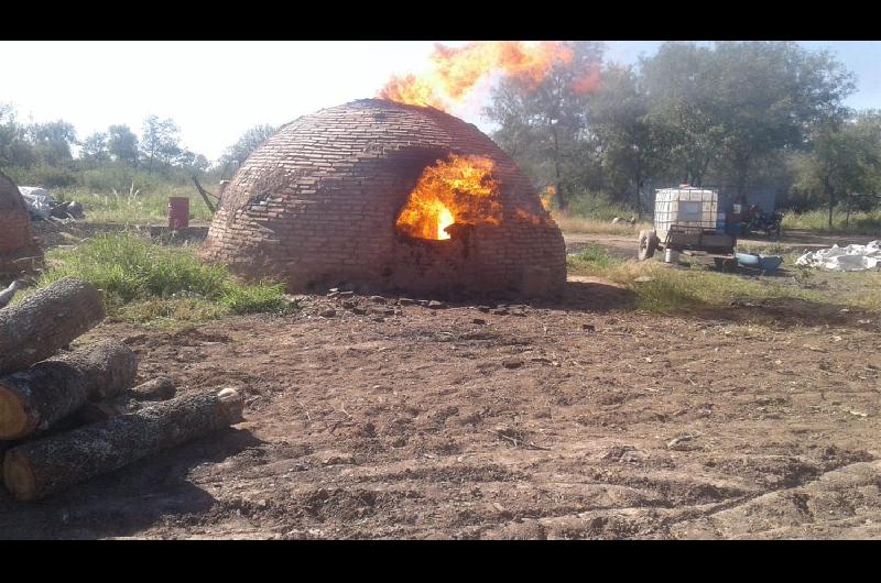 Horror en Las Delicias- un nene cayoacute adentro de un horno de carboacuten