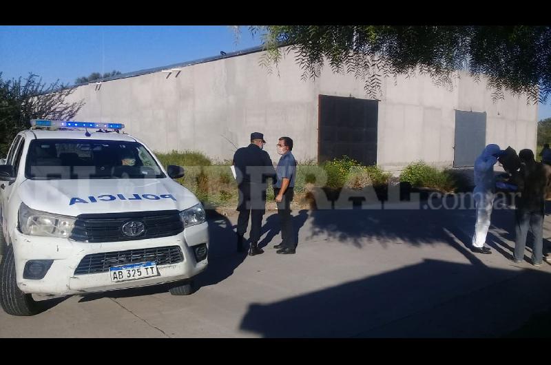 Vecina del Bdeg Villa del Carmen encontroacute restos oacuteseos en la vereda de su casa