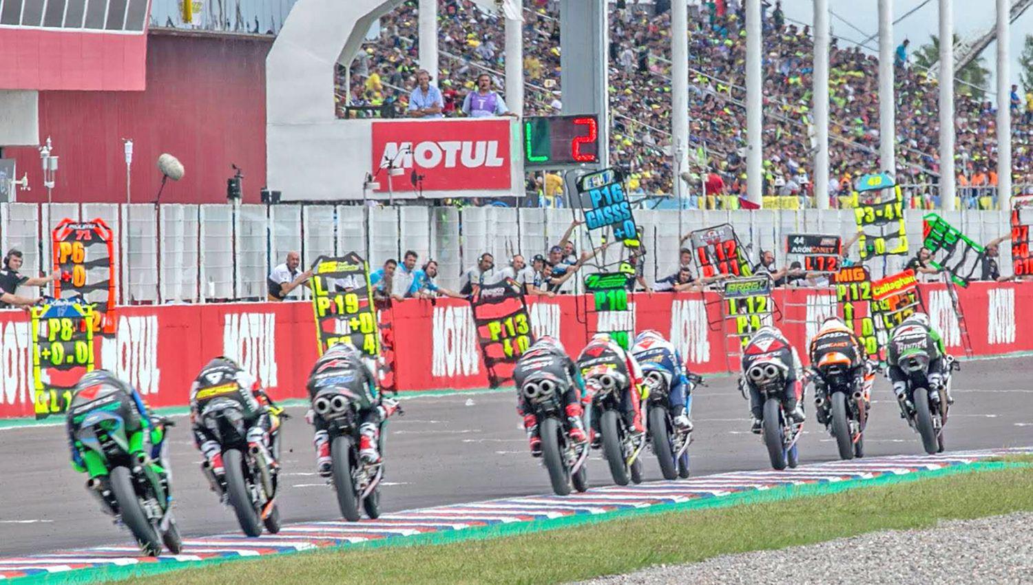 Equipos privados del Moto GP proponen correr sin puacuteblico