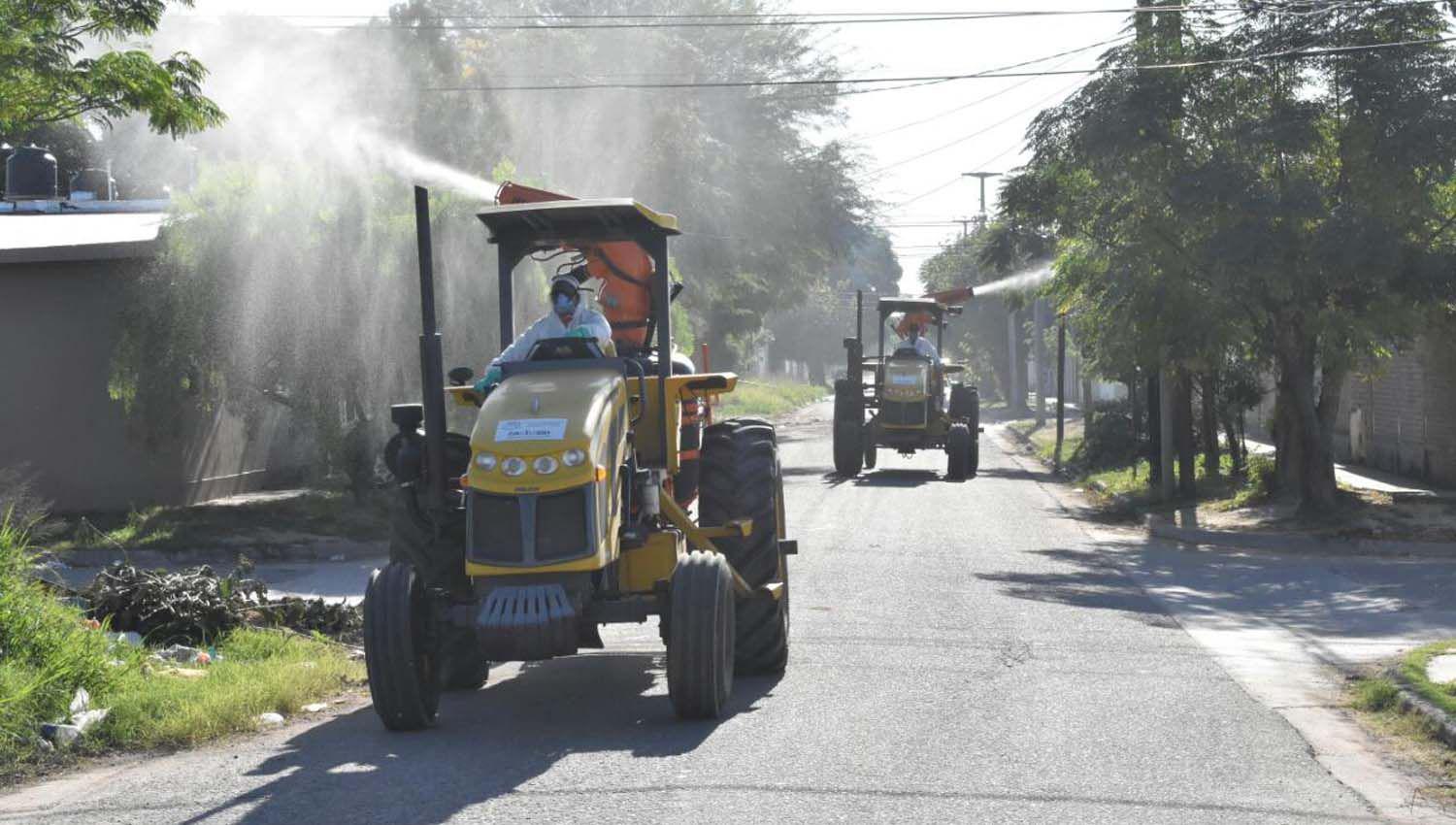 La Municipalidad fumigoacute de manera simultaacutenea tres zonas en la capital