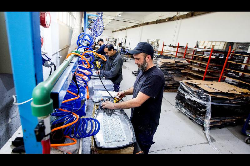 Por la falta de actividad se podriacutean perder unos 190000 puestos de trabajo