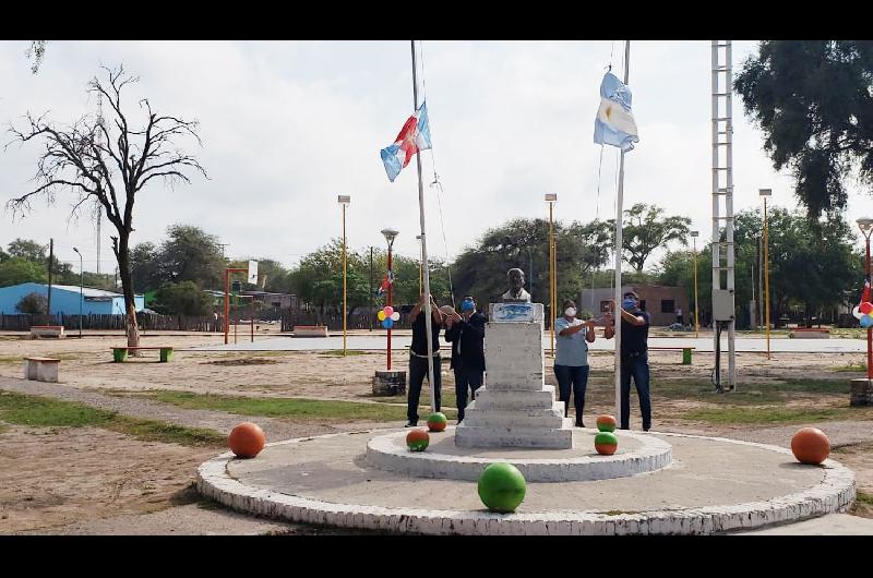 Weisburd le rindioacute homenaje al Bicentenario de la Autonomiacutea Provincial