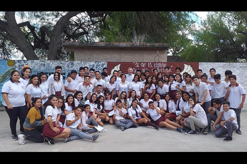 El Instituto LL-41 de Los Nuacutentildeez celebra 30 antildeos de vida institucional