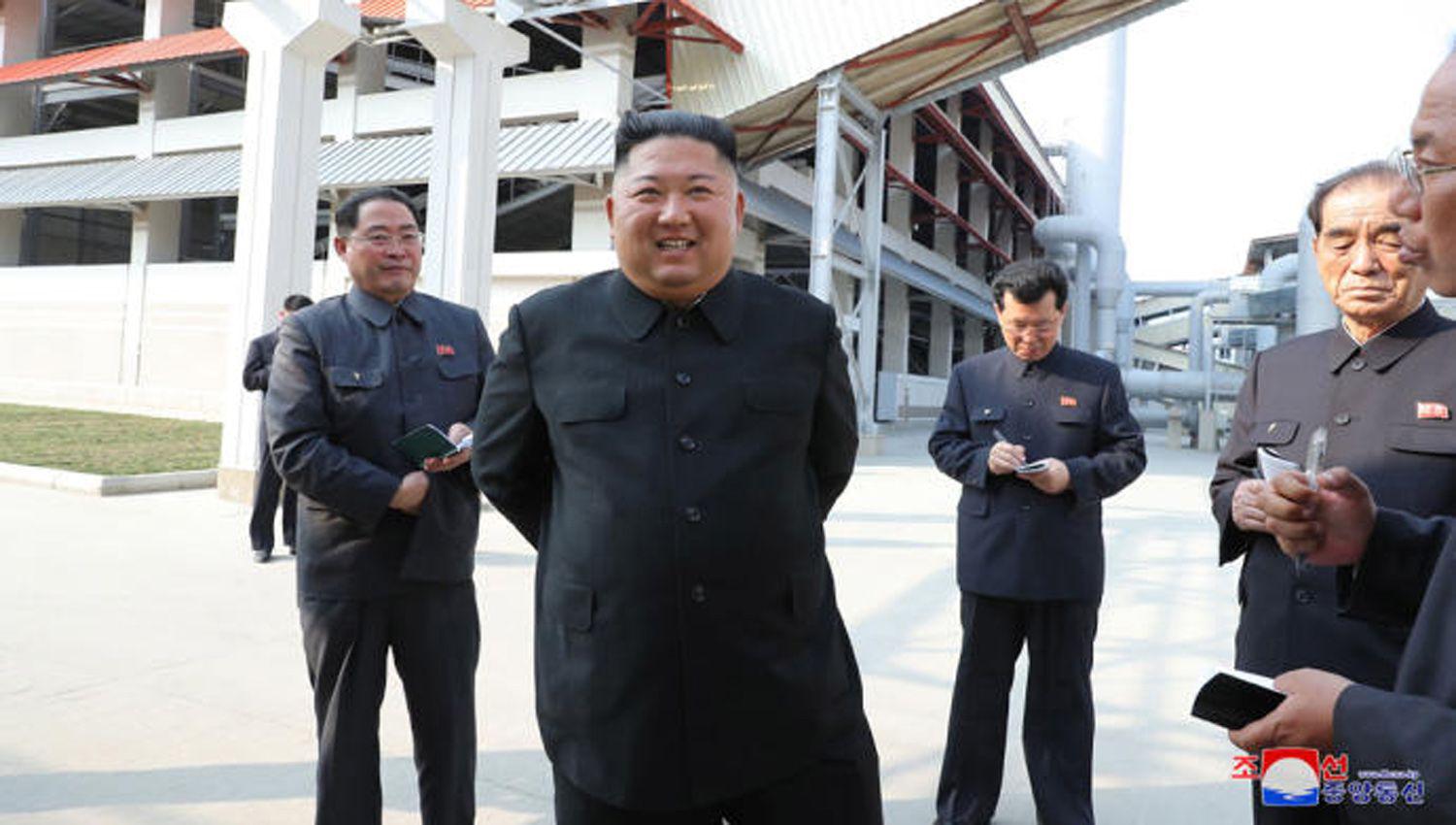 Kim Jong-un reaparecioacute en puacuteblico y le puso fin a los rumores de su muerte