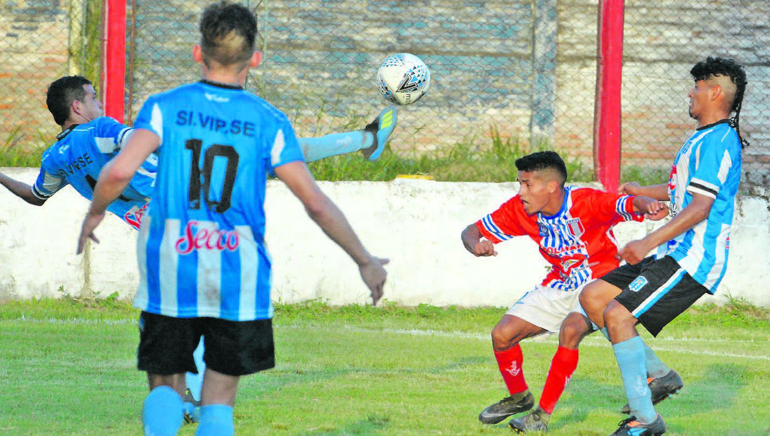 Veacutelez Unioacuten Santiago y Sportivo (F) ya dieron el OK