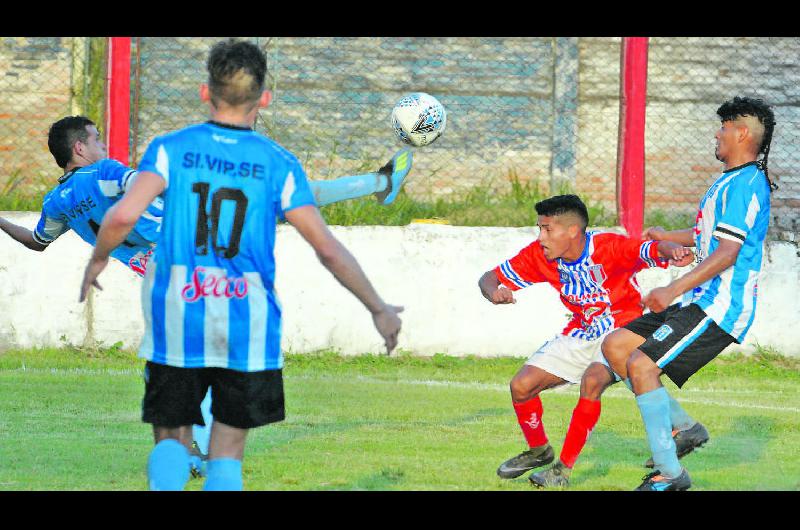 Veacutelez Unioacuten Santiago y Sportivo (F) ya dieron el OK